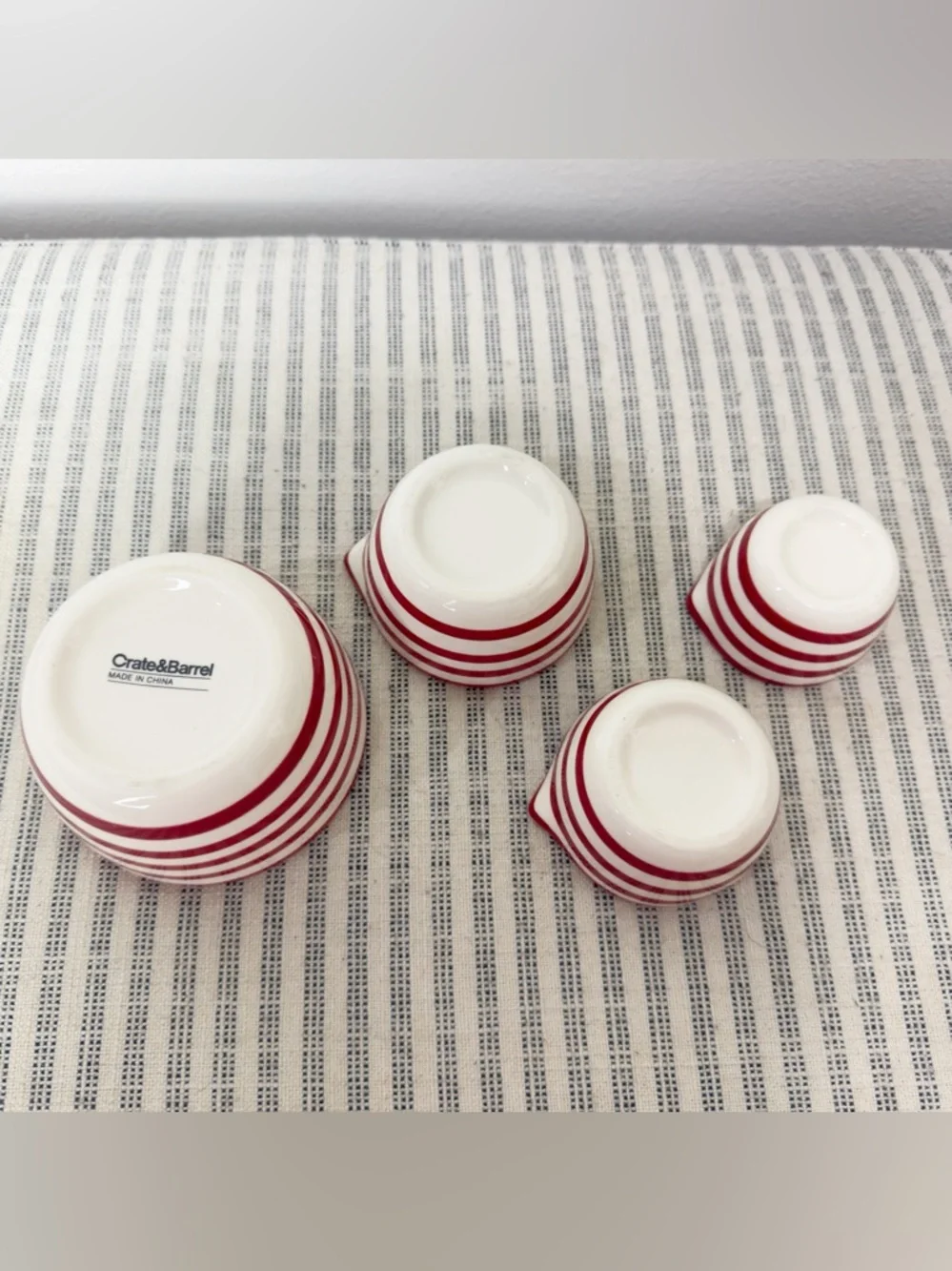 Crate&Barrel Holiday Stripe Measuring Nesting Cups Hand Painted Red Green